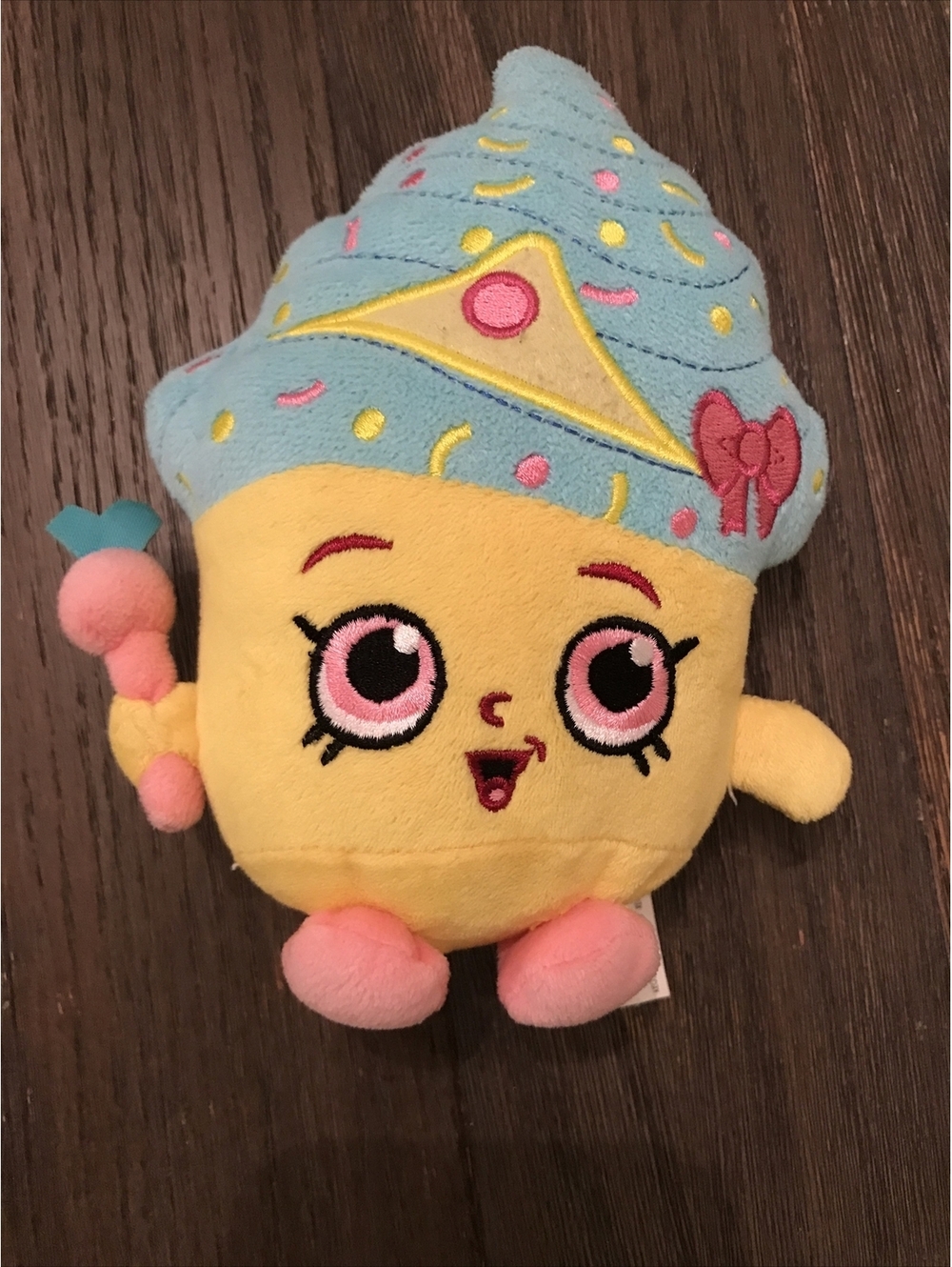 Shopkins 2013 Moose Plush Cupcake Queen Multicolored EUC Rare